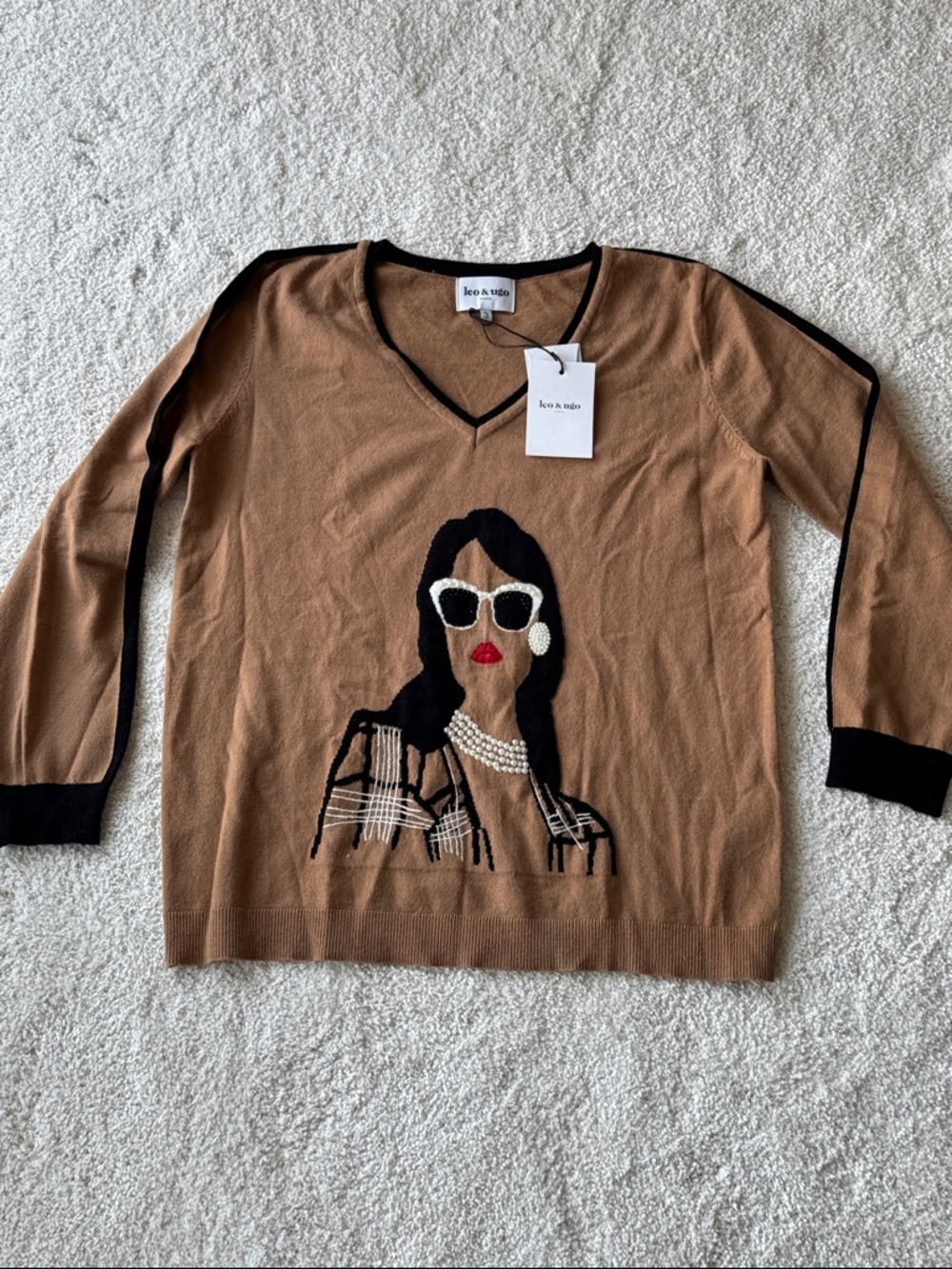 Leo & Ugo Camel V-Neck Sweater with Graphic Portrait NWT
